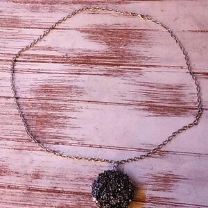 3/$25 DAZNICO *Rhinestone Black Rose Pendant with Long Silver Chain.